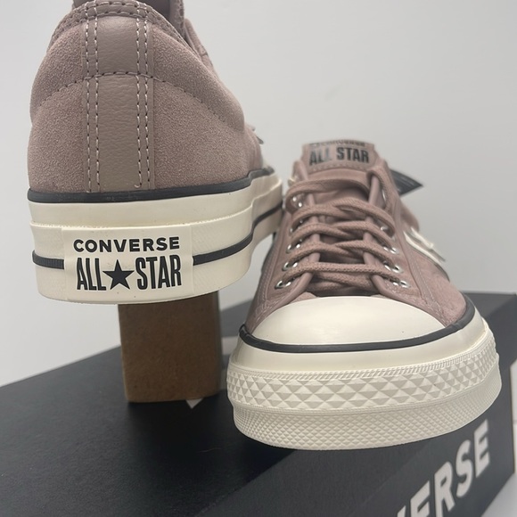 Converse Men’s Mauve Low-Top Sneakers A09461C
STAR PLAYER 76 OX
BITE THE DUST/EG - Picture 16 of 16